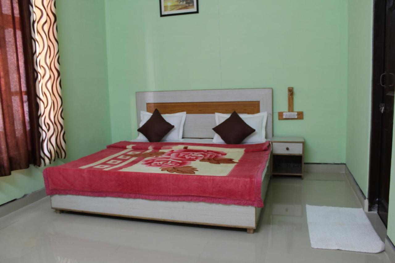 Hostel Who Needs Map Mcleodganj МакЛеод Ганж Екстериор снимка