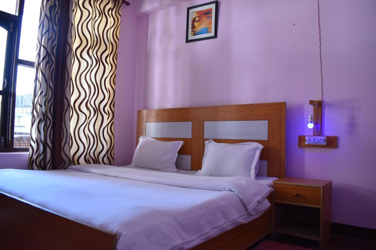Hostel Who Needs Map Mcleodganj МакЛеод Ганж Екстериор снимка