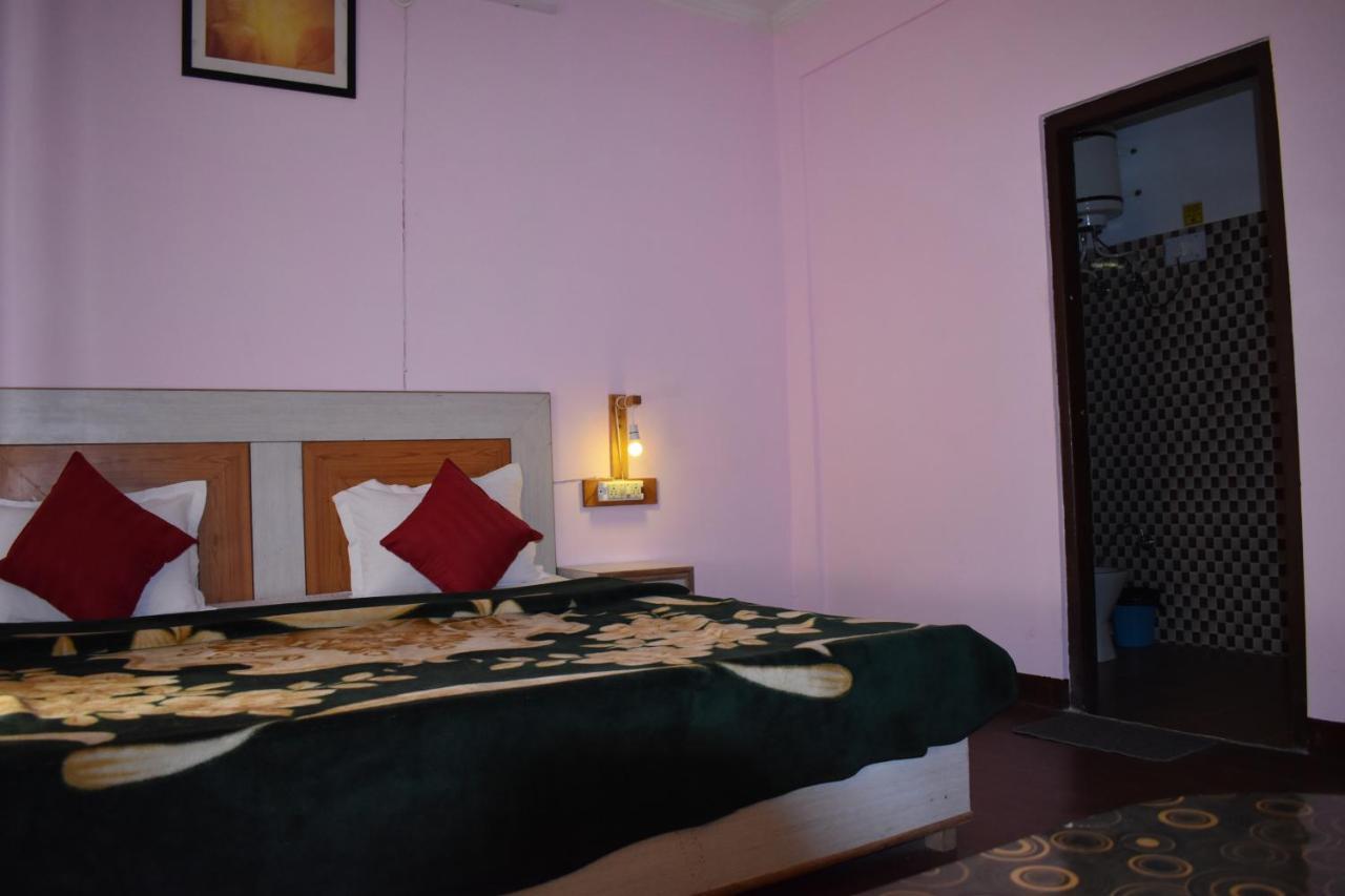Hostel Who Needs Map Mcleodganj МакЛеод Ганж Екстериор снимка